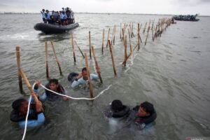 Tebus Pelanggaran: Pemilik Pagar Laut Tangerang Didenda Rp.18Juta/Km
