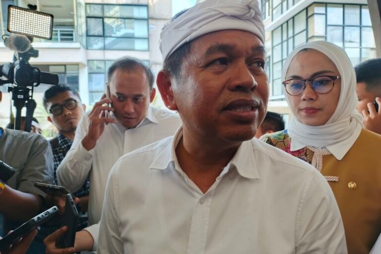Pak Dedi Source Kompas