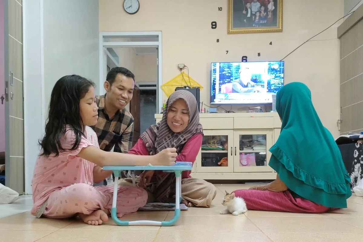 Rumah-Sekolah