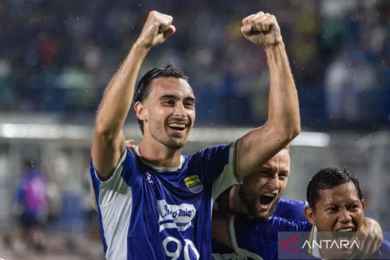 Persib-kalahkan-Selangor-FC-231025-NA-5