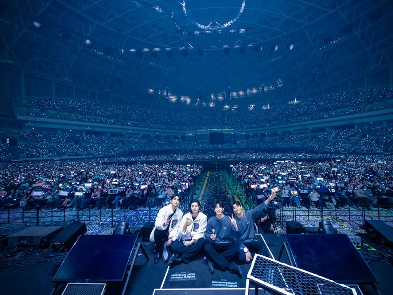 Home 23 Day6 Siap Hadirkan Nuansa Hangat Natal Lewat “Lovin’ The Christmas”