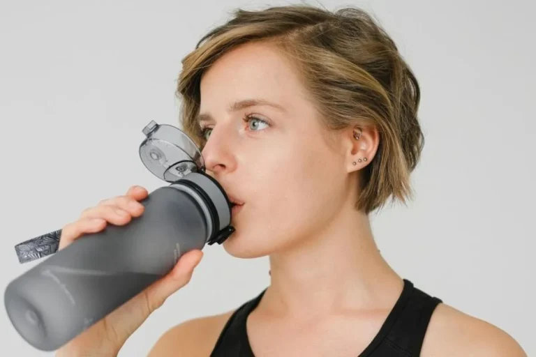 pexels-anna-shvets-6283505