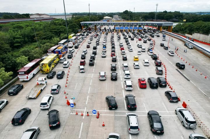 Home 18 A_67Eb96E790E86