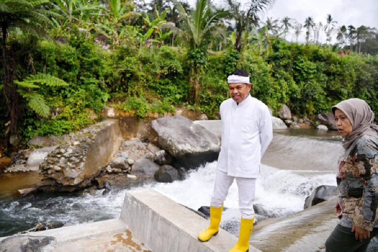 dedi_mulyadi_banjir_kabupaten_bandung_1776302858