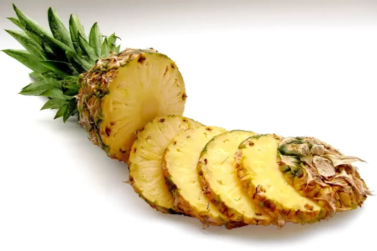 pineapple-636562_1280-3437145076